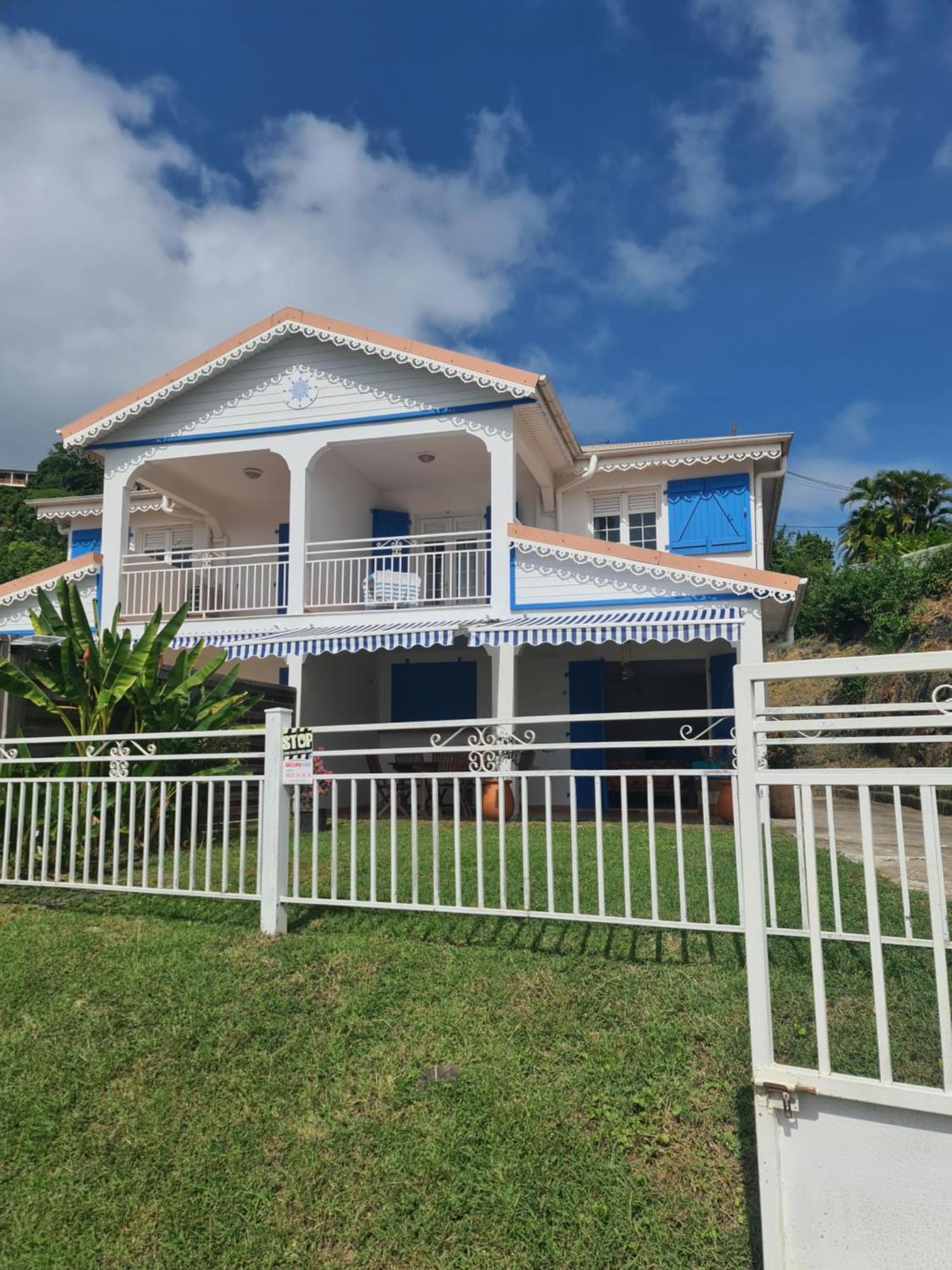 Villa Avec Vue T2 A T5 Duo De La Baie Le Robert Exteriér fotografie